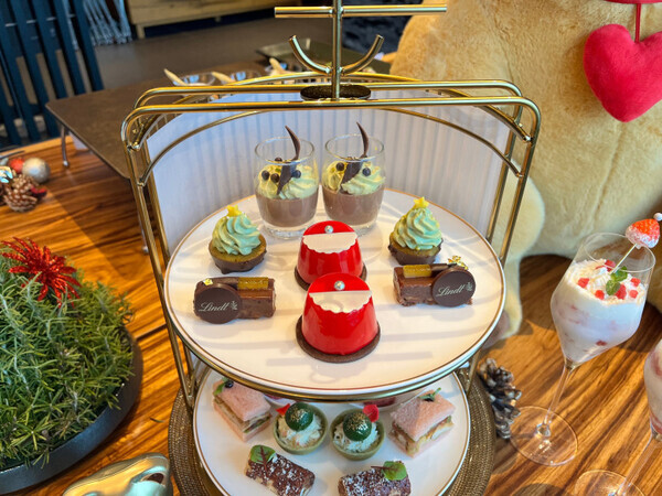 【ウェスティンホテル横浜】リンツチョコレートと3回目のコラボ♡華やかな“クリスマスアフタヌーンティーをご紹介！