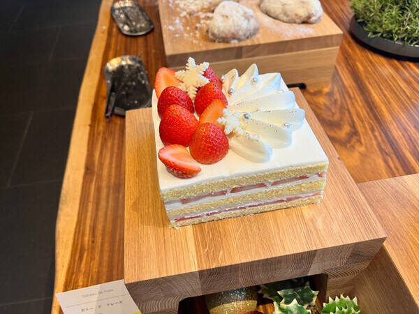 【ウェスティンホテル横浜】リンツチョコレートと3回目のコラボ♡華やかな“クリスマスアフタヌーンティーをご紹介！