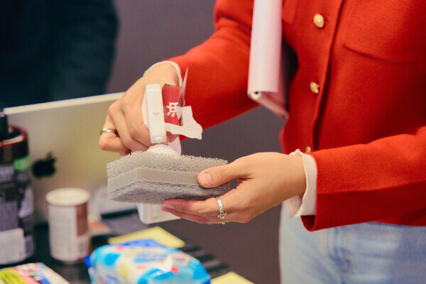 【12/1発表】年末大掃除AWARD審査会を実施！本当に使えるお掃除グッズは？トレンドって？リアルママ＆プロが本気で選びました！