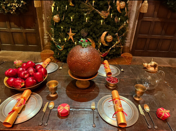 子どもも大人も心奪われる、“ホグワーツのクリスマス”を満喫できるスタジオツアーへ