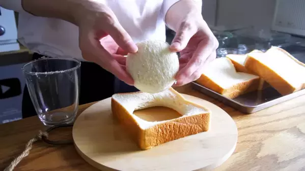 揚げないでできる超簡単クリームドーナツレシピ！最高においしいのに手間も洗い物も最小限♡