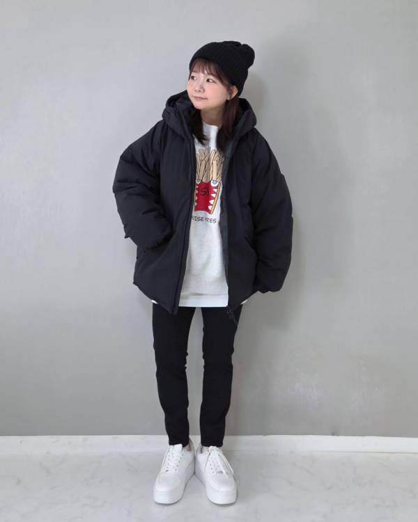 【GU】年末祭開催中の今こそ欲しい！すっきり着られるウォームパデッドパーカが最強すぎる！