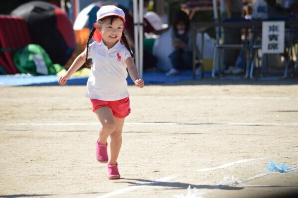 「運動会の主役はうちの子♡」運動会の髪型紹介！簡単・崩れない・かわいいヘアアレンジ【美容師監修】