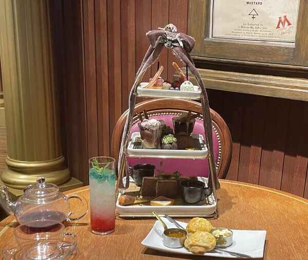 映画『ハリー・ポッターと賢者の石』公開25周年記念イベント！“魔法学校へ入学するドキドキ”を【スタジオツアー東京】で体験しよう！