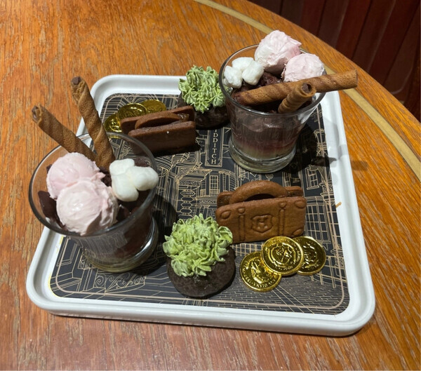 映画『ハリー・ポッターと賢者の石』公開25周年記念イベント！“魔法学校へ入学するドキドキ”を【スタジオツアー東京】で体験しよう！