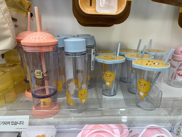 【韓国ダイソー】かわいすぎるキャラアイテム！在韓編集部員がレポ！