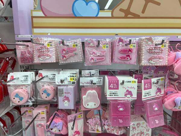 【韓国ダイソー】かわいすぎるキャラアイテム！在韓編集部員がレポ！