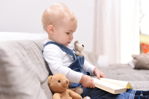 【親子で楽しむ絵本の時間】