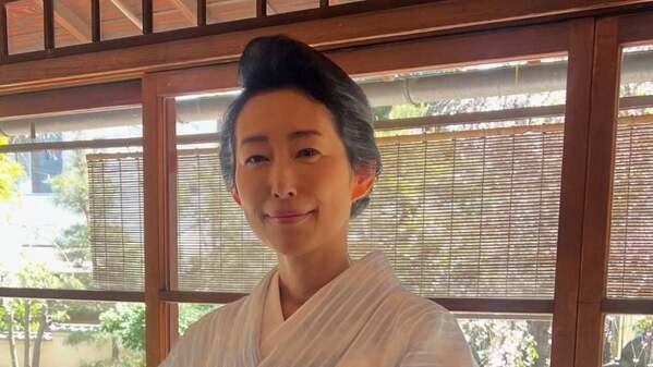 木村多江、着物姿のオフショットを公開　"素敵すぎる"と話題に