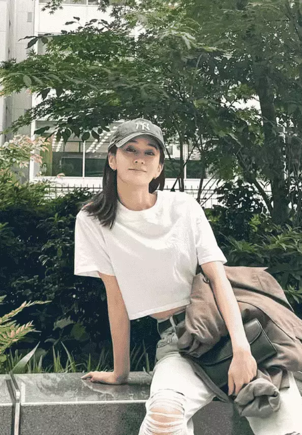 「全てお美しいです」前田敦子のヘルシー私服姿にファン歓喜！