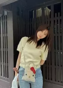 「キティちゃんめっちゃキラキラしてるやん」めるるのおしゃれすぎる最強コーデが話題