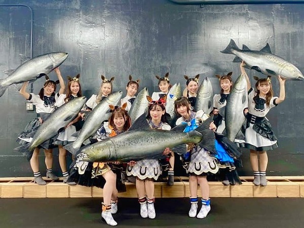 「訳分かんなくて最高でした…ッ」『ウマ娘』”シャケダンサーズ”のシュールな光景にファン歓喜！