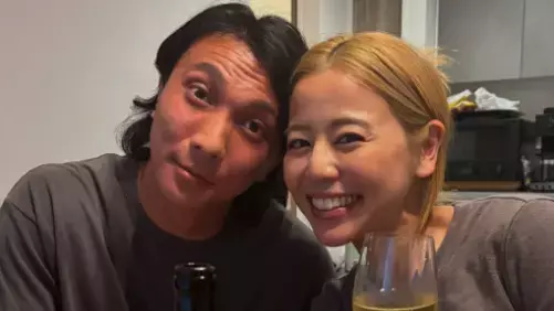 「最近の乾杯時間」坂口佳穂、イケメン夫とラブラブ乾杯ショットをインスタ公開！