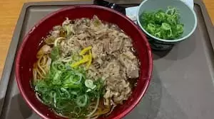 「麺少なめ」がいい…！クロちゃんが公開した朝ごはんにちょうどいい○○が話題に！