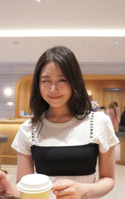 「めっちゃ似合う！」浅野杏奈が姉からのおさがりコーデを披露！