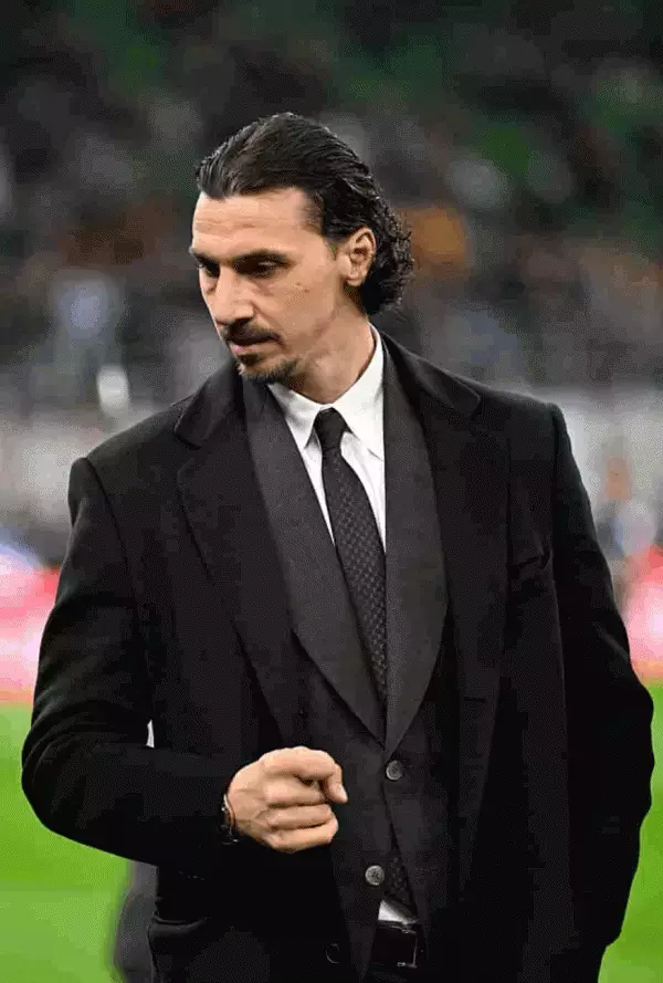 イブラヒモビッチが今季を振り返る！悔しさと前向きな決意を投稿