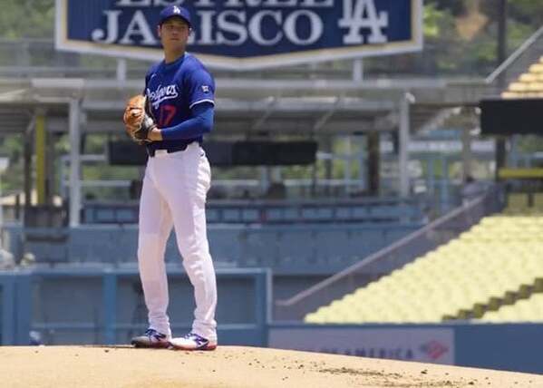 大谷翔平、本拠地でライブBP登板　最速156キロ