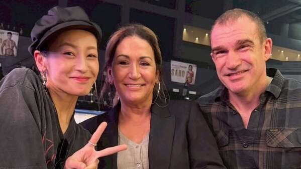 「想い続けていたことが叶う、ギフトの日」西山茉希、ピーター・アーツ夫妻との感動の再会を報告