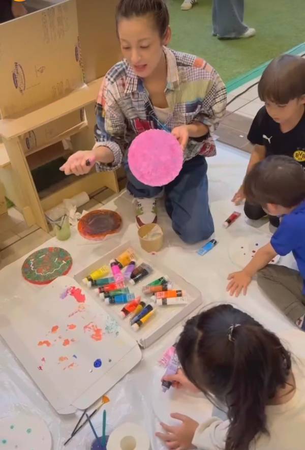 西山茉希、「世界にひとつだけの作品を作ったみんな。カラフルをありがとう」