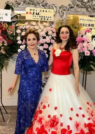 「いつもお若くてきれいです」人気タレントたちの華やかすぎるチャリティーイベントに感嘆の声