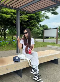 いちごのテントがお似合い!?近藤千尋の休日にファンはほっこり