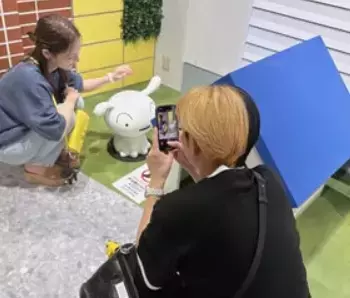 トップYouTuber・ヒカル＆ノアのデートSHOT！“#まえすより優秀なカメラマン”に称賛集まる