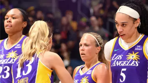 ロサンゼルス・スパークス、延長戦で惜敗…リケア起用法にファンの怒り噴出！