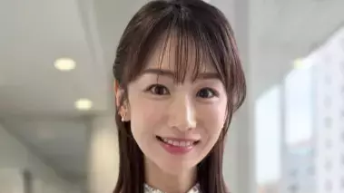堂真理子アナ、梅雨入りの関東で爽やかコーデ披露！リバティプリントに注目集まる