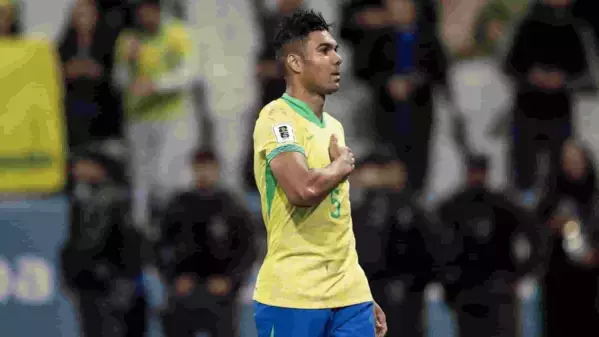 カゼミーロが歓喜投稿！W杯出場決定に「Vamos Brasil！」