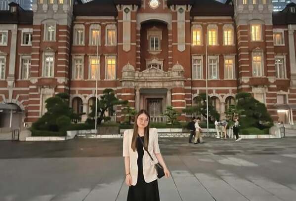 フィギュアスケート・紀平梨花、マネージャーと東京駅ディナーでほっこり時間