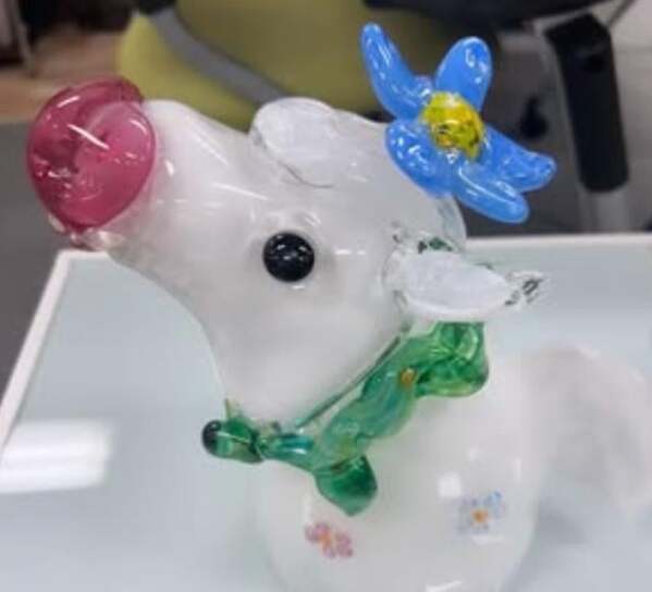 菅井友香 ガラスアートで“特待生”に輝く感動の瞬間