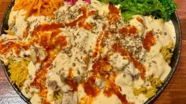 SnowMan佐久間大介、チキンオーバーライスに満足げな一言