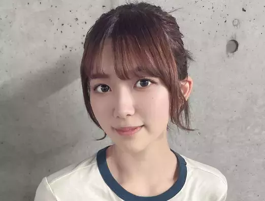 「キャー！ 目が合った！可愛すぎる」美女アイドル、”どんどん遠くなる・シリーズフォト”公開！ファンの心音はずむ