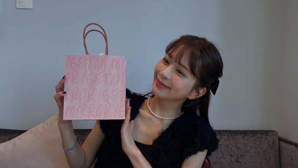 「オシャレで似合ってて素敵」沖田愛加、黒ワンピで夏先取りコーデ披露