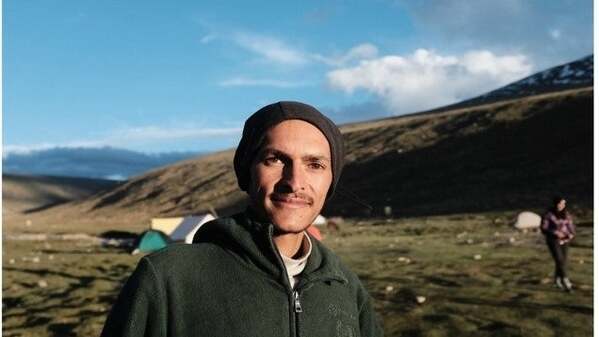 「どんなフレームにも収まらない」佐藤寛太が見た大地と夕焼けの圧倒的な美