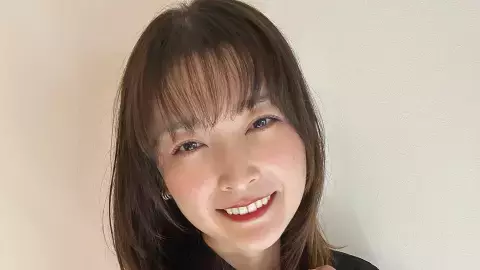 「綺麗なお母さん、キマッてます」石川梨華、元モー娘。後輩プロデュースワンピまとった授業参観日コーデを披露！