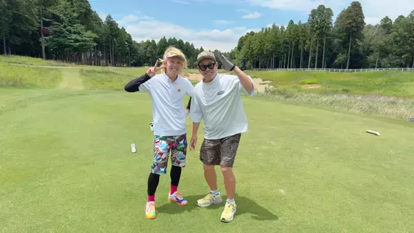 手越祐也、兄貴と慕うあの芸人と炎天下のゴルフ満喫！