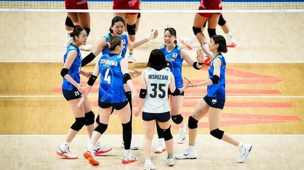 「将来はあなたのようになりたい」石川真佑が香港から笑顔で帰国！ファンの愛あるメッセージにほっこり