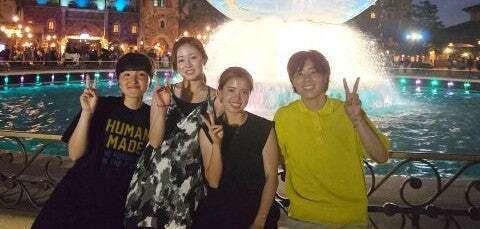 「皆様、素敵すぎます」「誕生日おめでとうございます」サッカー・清水梨紗が豪華メンバーとテーマパークを満喫！誕生日の祝福コメントも集まる！