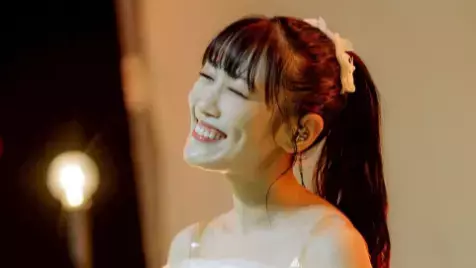 高城れに、生誕イベント「てくてくやほい」オフショット公開！“ピクニックれにちゃん”の笑顔に癒されるファン続出！