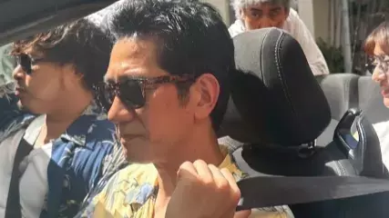 「気持ち良すぎて疲労困憊！？」アンタッチャブル柴田、オープンカー満喫ショットに反響「はしゃぎすぎた結果…」