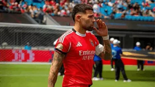 オタメンディ、ベンフィカの躍進を力強く宣言