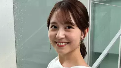 「朝から眼福！」三山賀子アナ、華やかブラウス姿にファン絶賛の嵐「可愛いすぎて朝から元気出た」