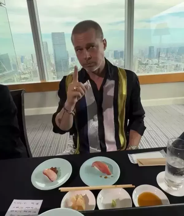 世界的スターも虜に！ブラッド・ピット、日本の寿司文化を満喫中！