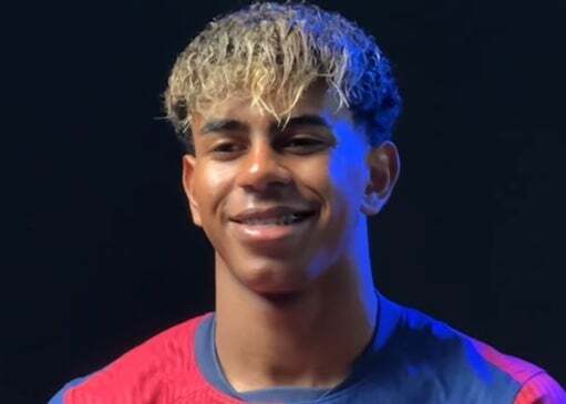 バルサがヤマルの最新ムービーを公開！背番号にファン注目！