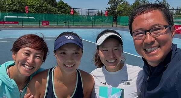 杉山愛がサポートしている選手がダブルスで優勝！