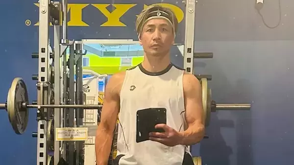 魔裟斗、限界突破のスクワット10本勝負！