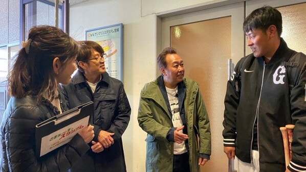 ネット総ツッコミ「焦りすぎ！」さまぁ〜ず三村、岡本和真へ“早すぎる復帰ラブコール”「明日の甲子園いかが？」