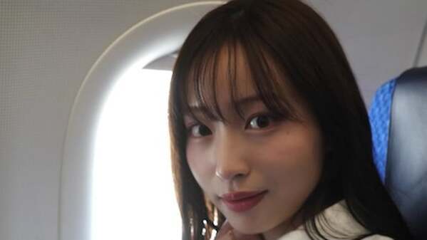 タレント・林佑香の「旅前の空港」オフショットにファンからコメント殺到！