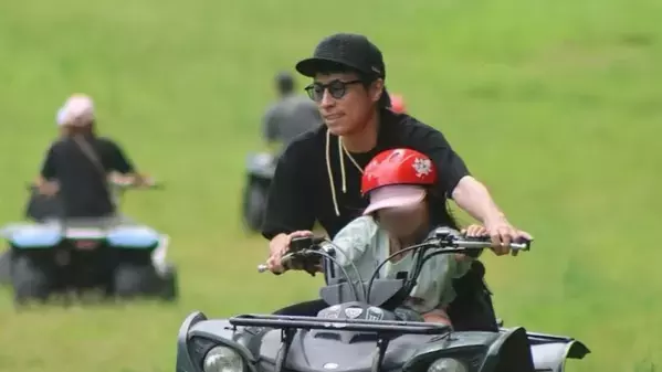 田村淳、バギーで“道なき道”へ　「不安とワクワクがたまらない」